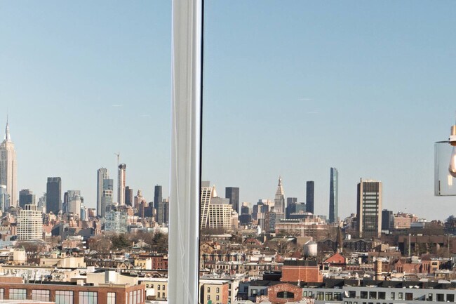 Foto del edificio - 824 Monroe St