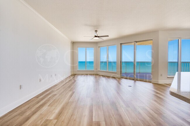 Foto del edificio - Breathtaking 3 Bedroom Daytona Beach Shore...