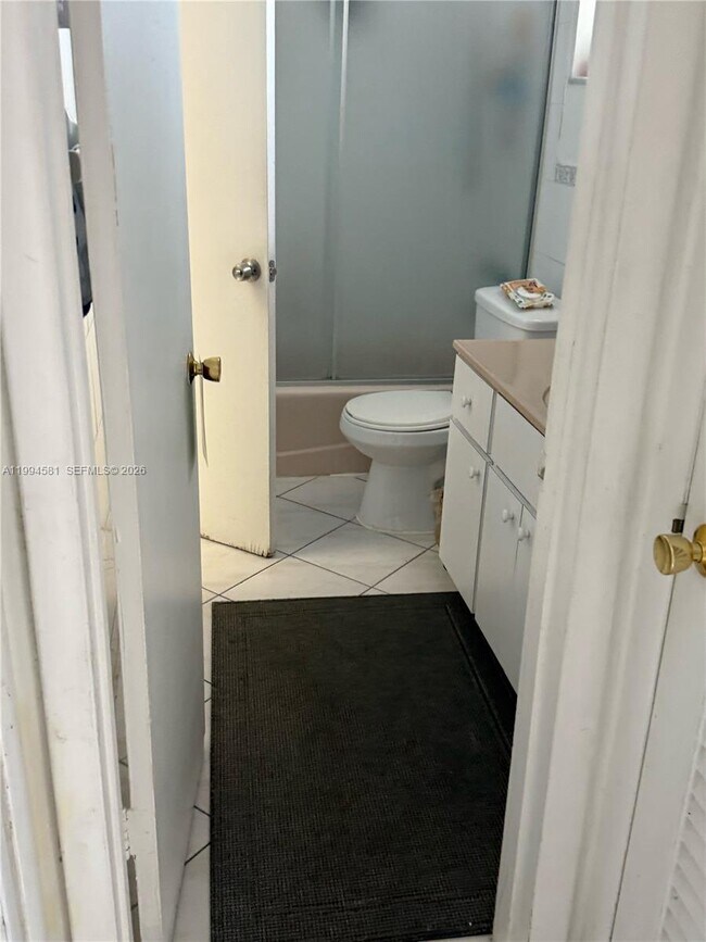 Foto del edificio - 1481 NE Miami Gardens Dr