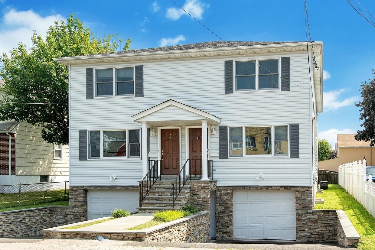 Primary Photo - 67 Ellsworth Ave