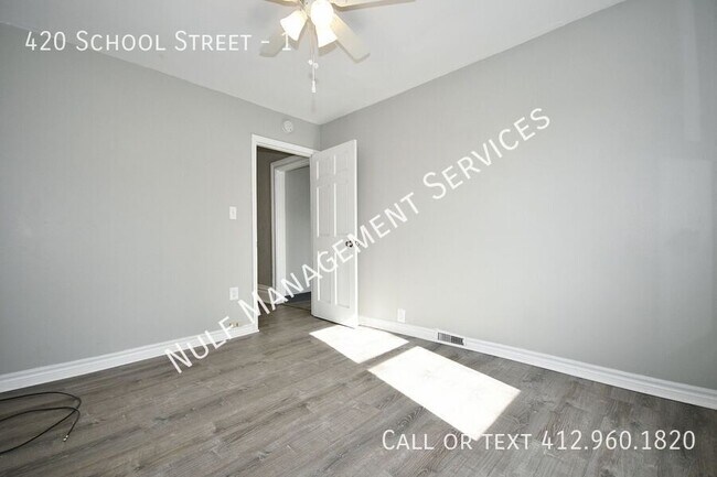 Foto del edificio - 420 School St