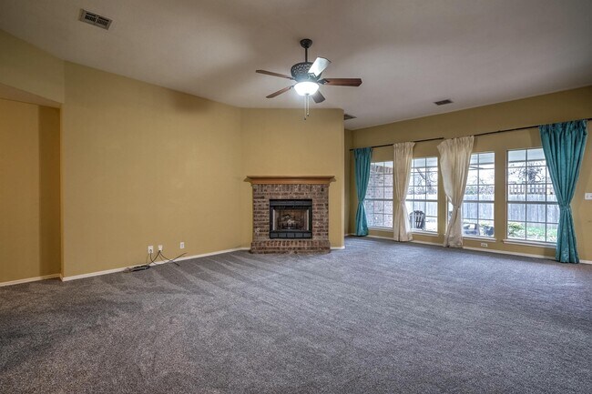 Building Photo - 3813 W Galveston St