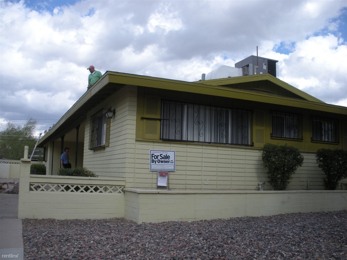 Primary Photo - 1435 E Drachman St