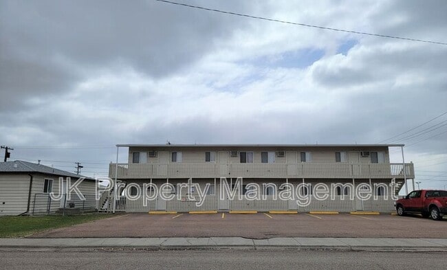 Building Photo - 4000 Ella Ave