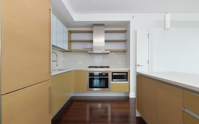 Foto del edificio - 77 Hudson St