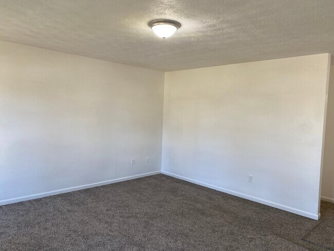 Foto del edificio - 15031 Chad Ln
