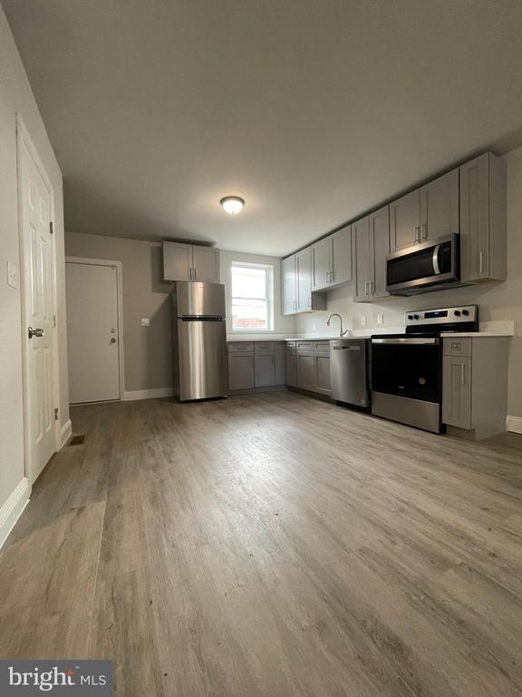 Building Photo - 2543 Garrett Ave