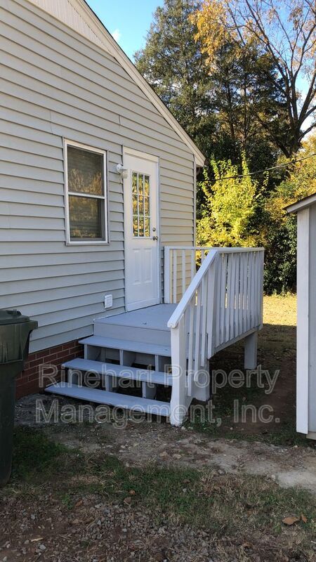 Building Photo - 1423 Mt Gallant Rd