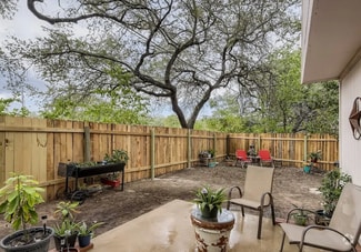 Building Photo - 9026 Sawtooth Ln