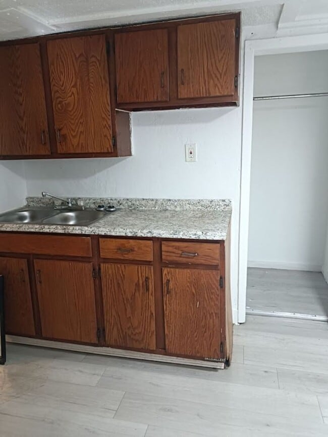 Building Photo - 1732 NW 2nd St