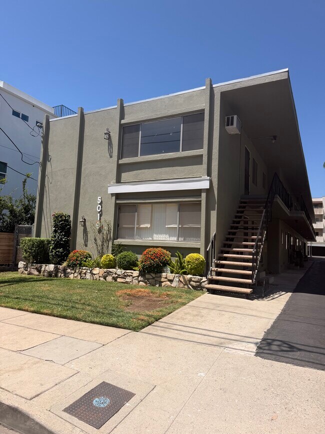 Building Photo - 5019 Klump Ave