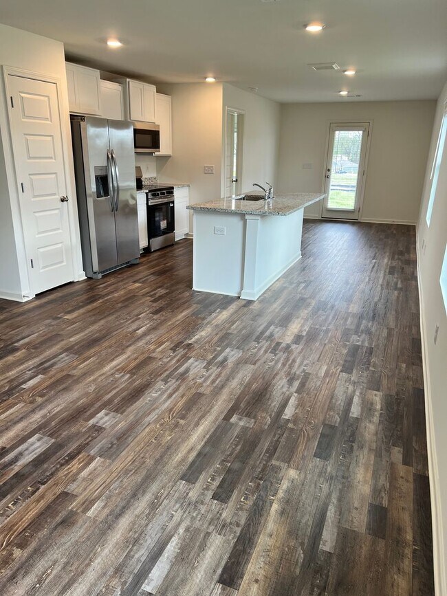 Foto del edificio - New Construction Rental Home Available!