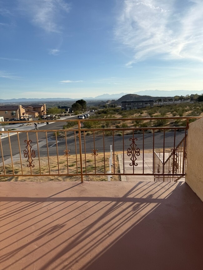 Foto del edificio - 16321 Siskiyou Rd