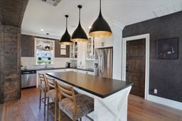 Club house kitchen - The Meadows at Park Avenue
