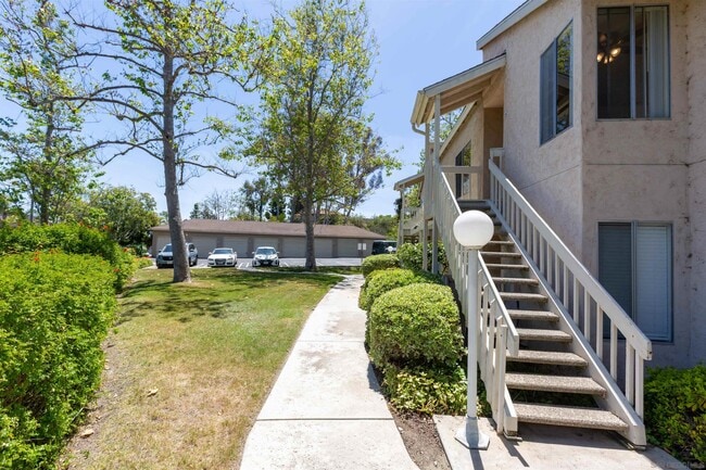 Building Photo - 663 Diamond Way