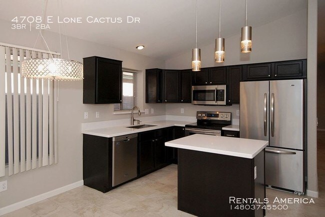 Foto del edificio - Stunning Upgraded Home in Desert Ridge