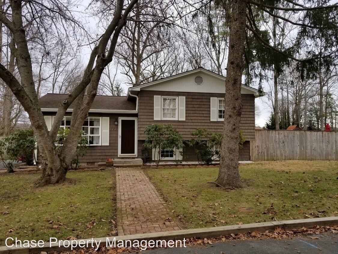 Foto principal - 172 Calhoun St
