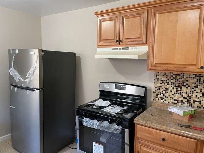 Stainless Steel Appliances Brand New - 384 E 9th Ave