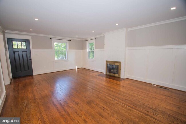 Foto del edificio - 5128 28th St N