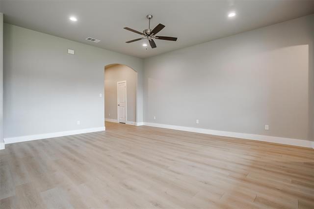 Foto del edificio - 401 Rock Meadow Dr