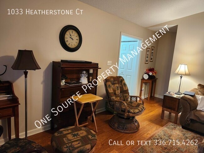 Building Photo - 1033 Heatherstone Ct