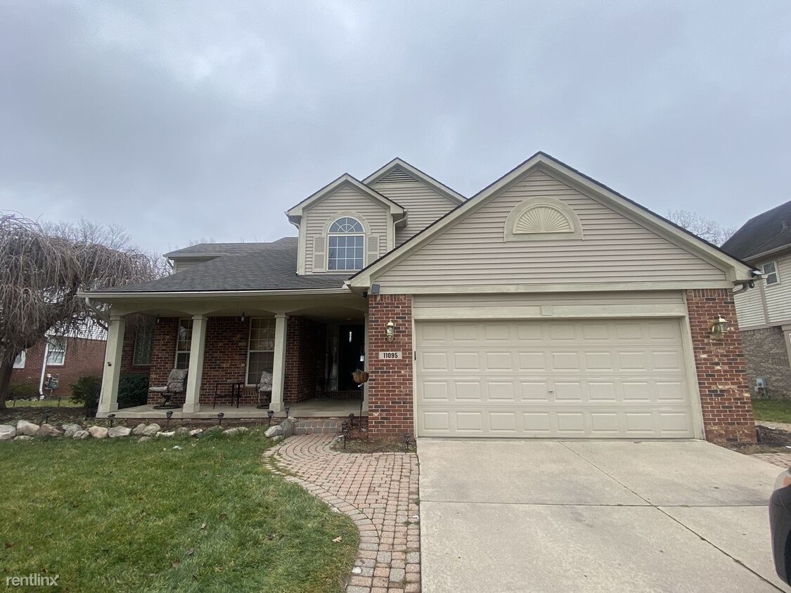 Primary Photo - 4 br, 3.5 bath House - 11095 Beechwood Ct