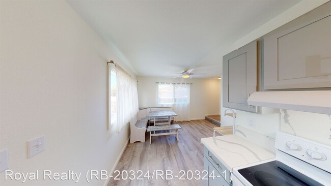 Building Photo - 2 br, 1.5 bath House - 2019 Mohala Way #A