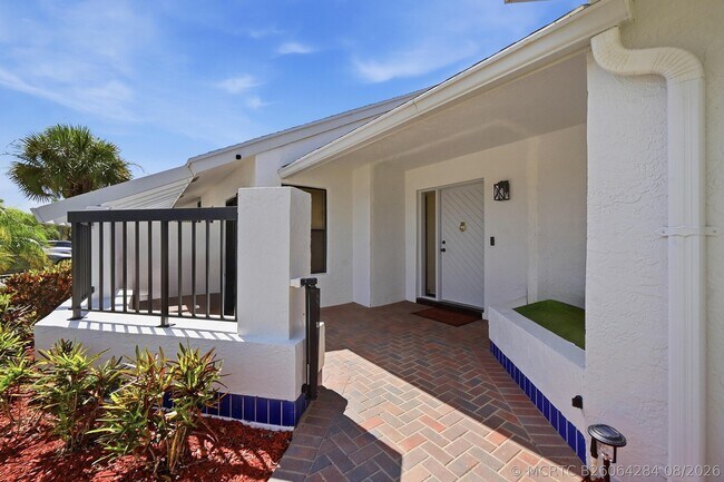 Foto del edificio - 10775 Waterberry Dr