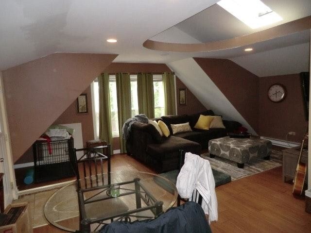 Photo - 1030 N Milwaukee Ave Apartments