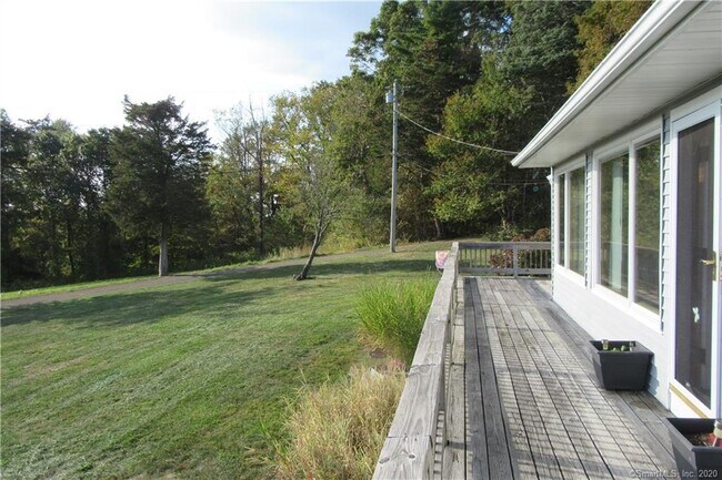 Building Photo - 124R Higganum Rd