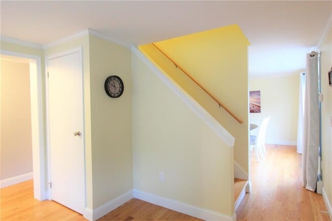 Foto del edificio - 4 Maloney Ln