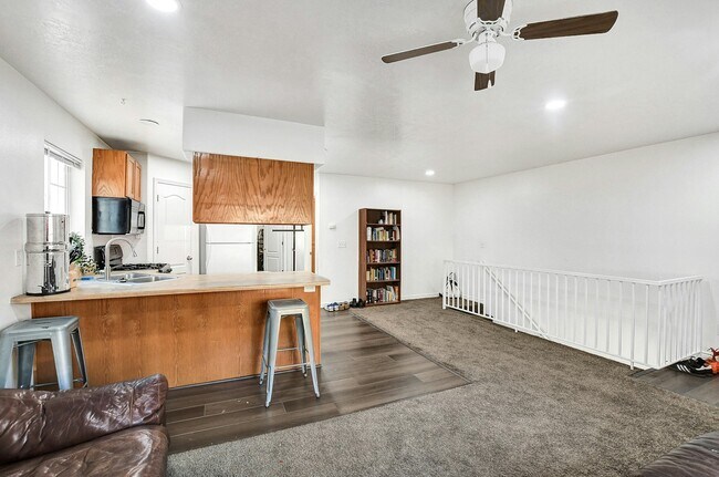 Foto del edificio - 2114 Dakota Ave