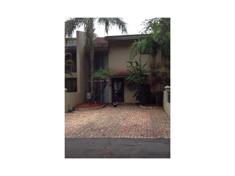 Primary Photo - 700 E Coco Plum Cir