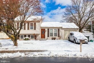 Building Photo - 105 Pulte Rd