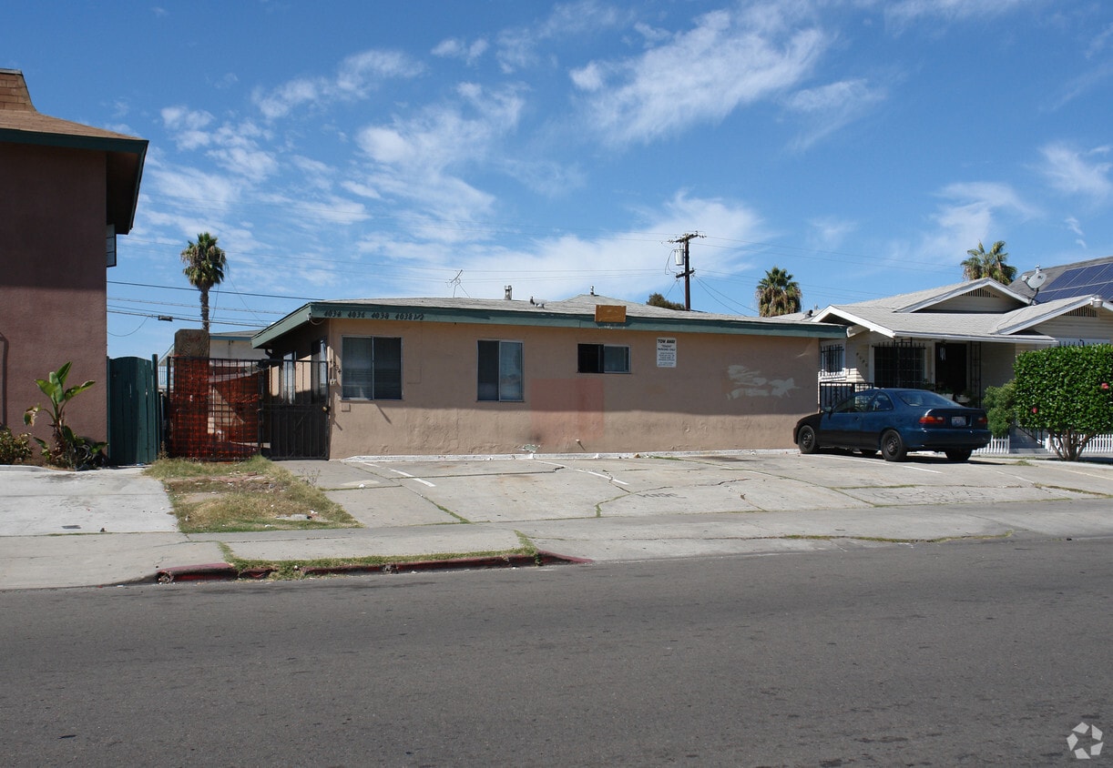 Primary Photo - 4034 Chamoune Ave