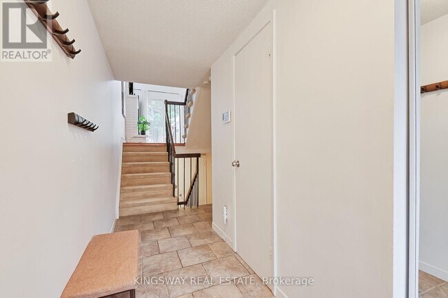 Photo du bâtiment - 1755-1755 Rathburn Rd E