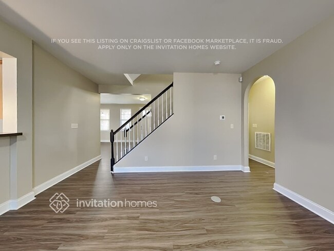 Building Photo - 60 Crest Cir