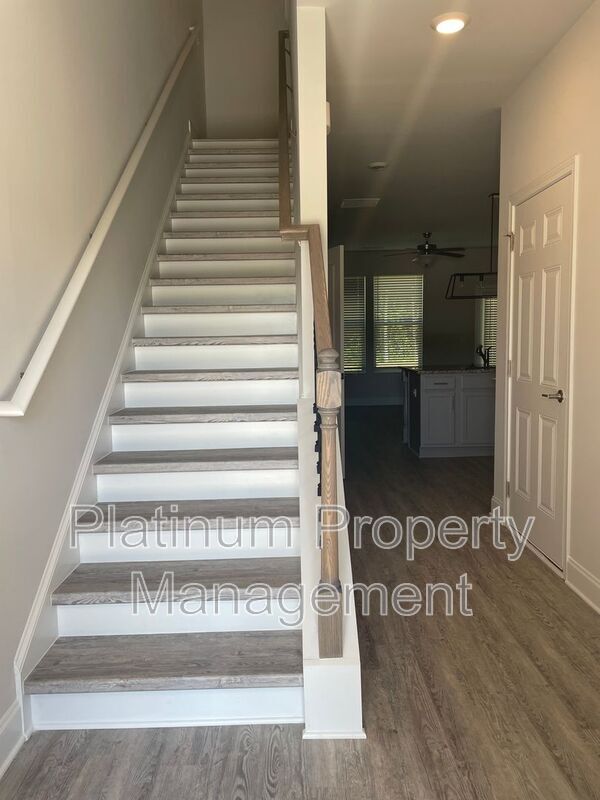 Foto del edificio - 6124 Ripple Wy
