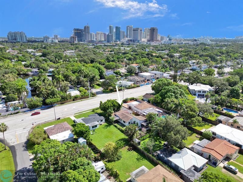 Foto principal - 700 SW 12th St