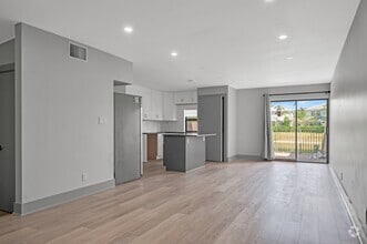 Building Photo - 9123 NW 38th Dr
