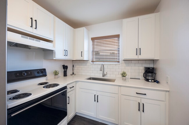 Foto del edificio - 901 Weeping Willow Way