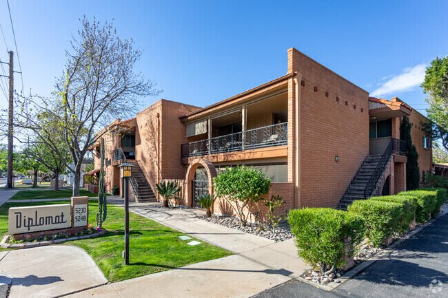 Foto del edificio - Diplomat