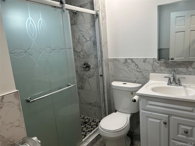 Foto del edificio - 243-12-243144 144th Ave