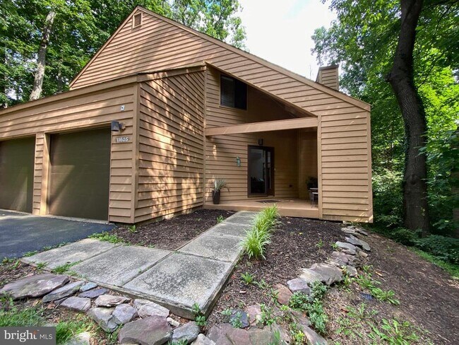 Foto del edificio - 11605 Brandon Hill Way