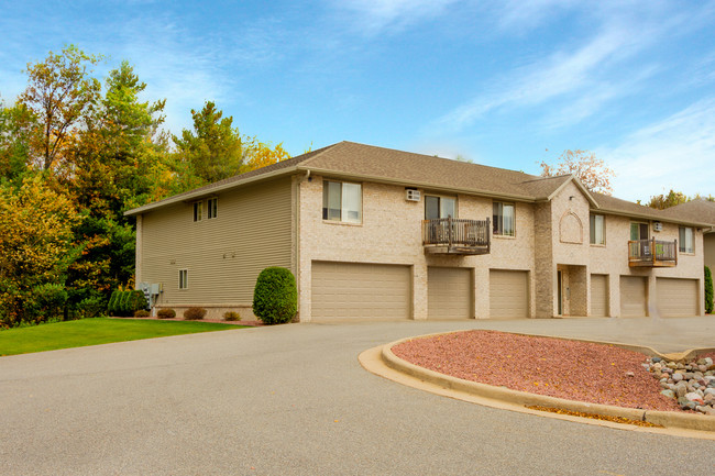 Building Photo - Winding Ridge Estates