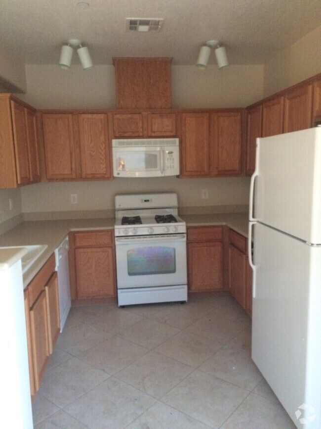 Hunters Ridge Apartments for Rent with a Swimming Pool Henderson, NV