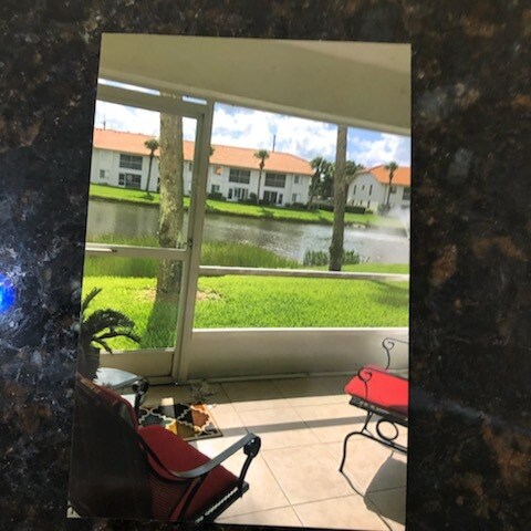 Foto del edificio - 4358 Madeira Ct