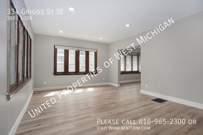 Building Photo - Available Now | 3 Bedroom, 1.5 Bath Home o...