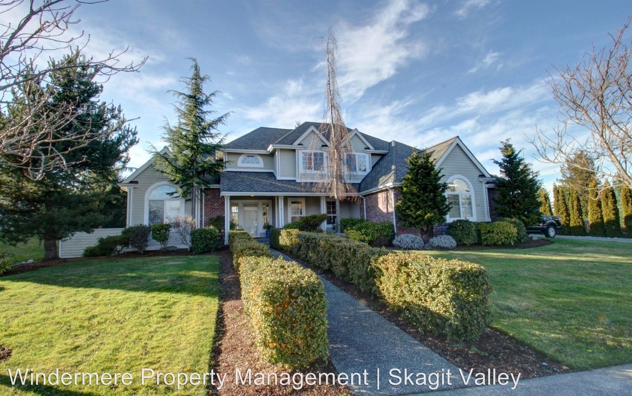 Primary Photo - 4 br, 2.5 bath House - 1301 Alpine View Drive