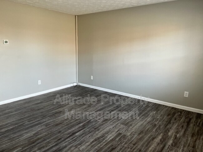Building Photo - 2386 Sterlington Rd